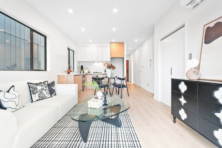 Photo of property in 10b Starling Place, Ranui, Auckland, 0612
