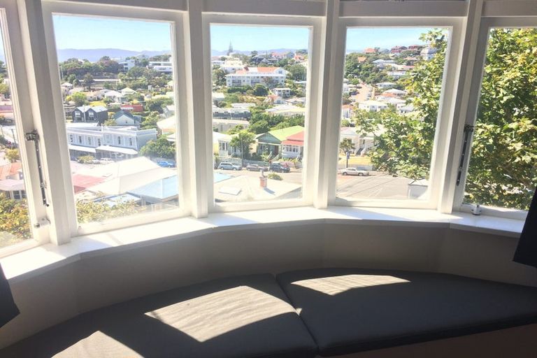 Photo of property in 7 Charlotte Avenue, Brooklyn, Wellington, 6021