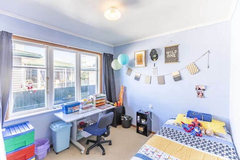 Photo of property in 13 Arnold Street, Onekawa, Napier, 4110