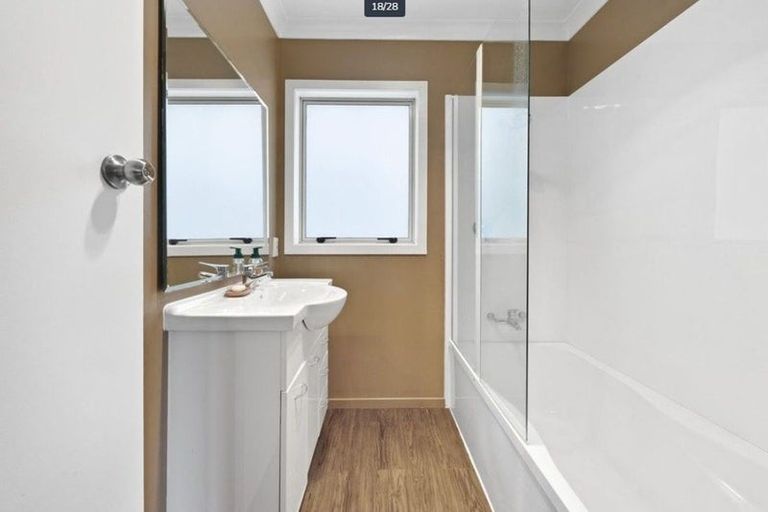 Photo of property in 1 Mcshane Street, Pukekohe, 2120