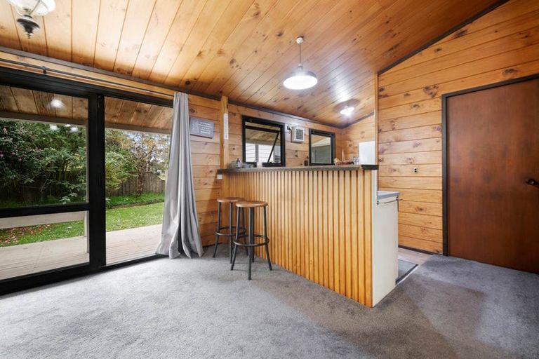 Photo of property in 5 Pinehurst Place, Wattle Downs, Auckland, 2103