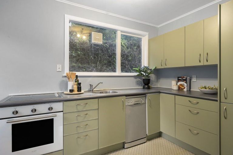 Photo of property in 16 Rutland Way, Wadestown, Wellington, 6012