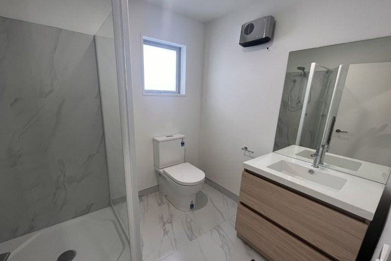 Photo of property in 4/51 Hills Road, Edgeware, Christchurch, 8013