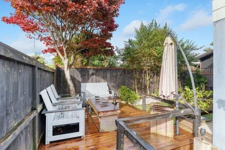 Photo of property in 5b Collingwood Road, Waiuku, 2123