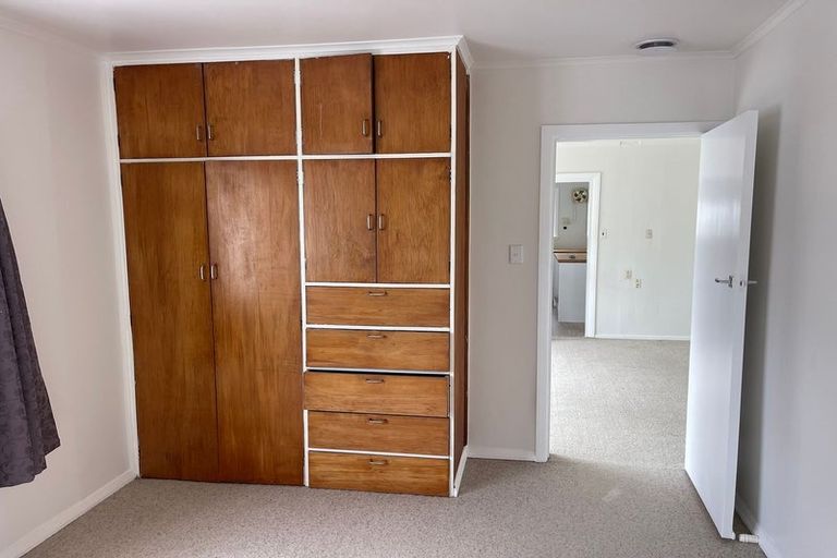 Photo of property in 4 Gibbs Crescent, Wainuiomata, Lower Hutt, 5014