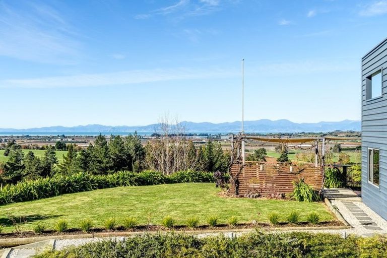 Photo of property in 52 Stony Ridge Way, Motueka, 7196