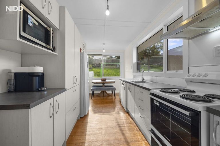Photo of property in 6 Hanlon Street, Halfway Bush, Dunedin, 9010