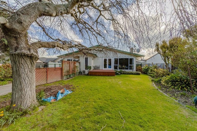 Photo of property in 107 King Street, Taradale, Napier, 4112