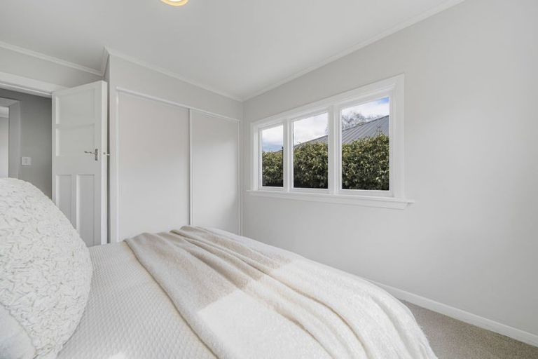 Photo of property in 167 Centaurus Road, Saint Martins, Christchurch, 8022