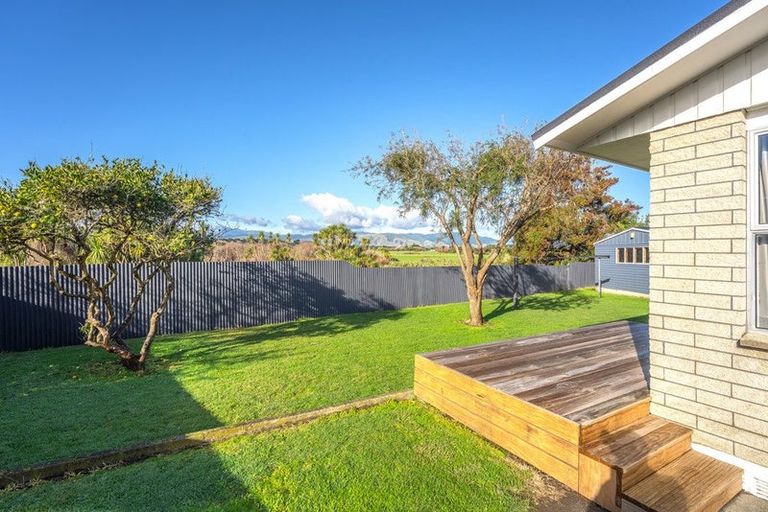 Photo of property in 26 Mountainview Terrace, Otaki Beach, Otaki, 5512