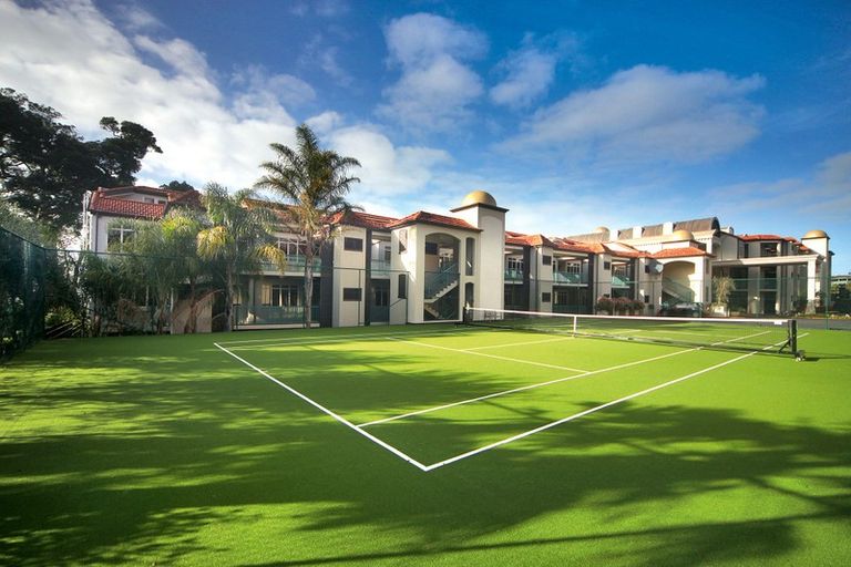 Photo of property in The Sands Apartments, 31/47 The Strand, Takapuna, Auckland, 0622