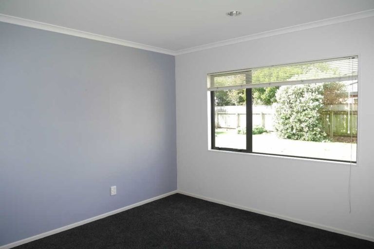 Photo of property in 8 Santa Teresa Court, Paraparaumu Beach, Paraparaumu, 5032