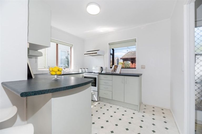 Photo of property in 159 Te Atatu Road, Te Atatu South, Auckland, 0610