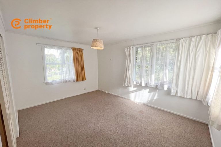 Photo of property in 4 Hepper Street, New Lynn, Auckland, 0600