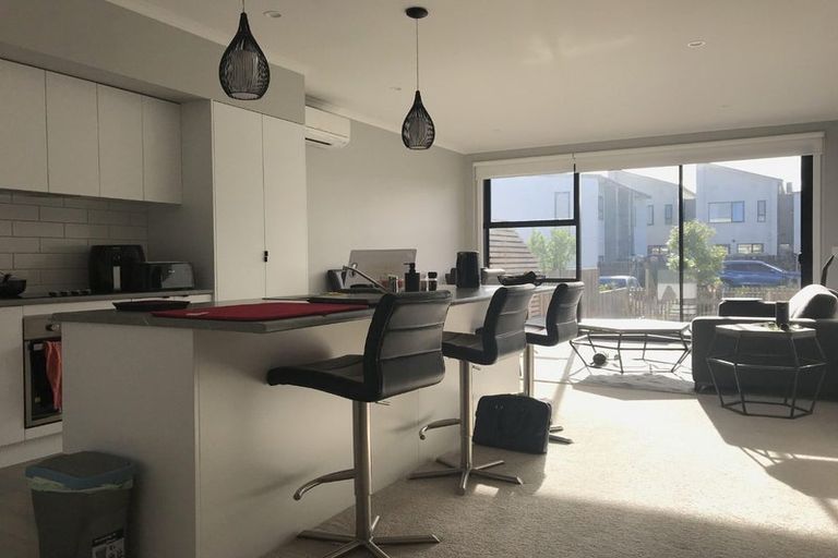 Photo of property in 73a Mapou Road, Hobsonville, Auckland, 0616