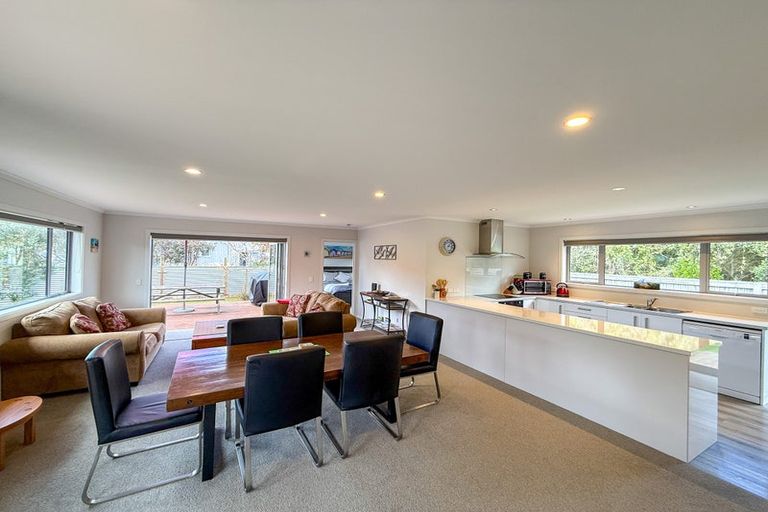 Photo of property in 7a Watino Place, Pohara, Takaka, 7183