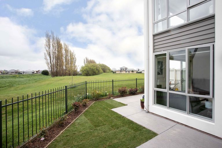 Photo of property in 23a Somerville Crescent, Aidanfield, Christchurch, 8025