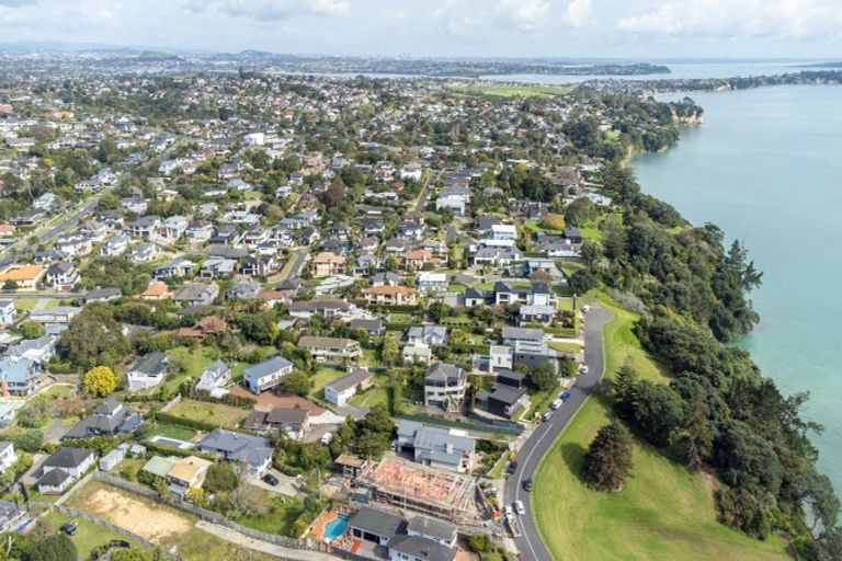 Photo of property in 75 Marine Parade, Mellons Bay, Auckland, 2014