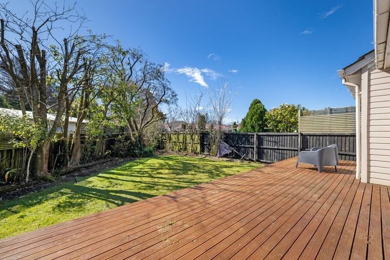 Photo of property in 16 Balgay Street, Upper Riccarton, Christchurch, 8041