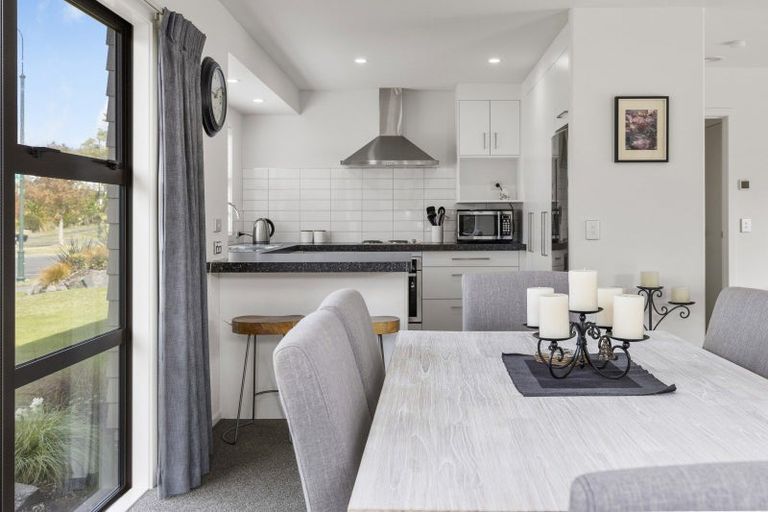 Photo of property in 22 Victoria Street, Richmond Heights, Taupo, 3330