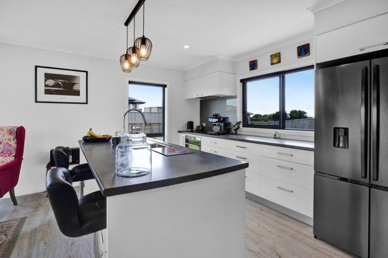 Photo of property in 4 Bianca Crescent, Stratford, 4332