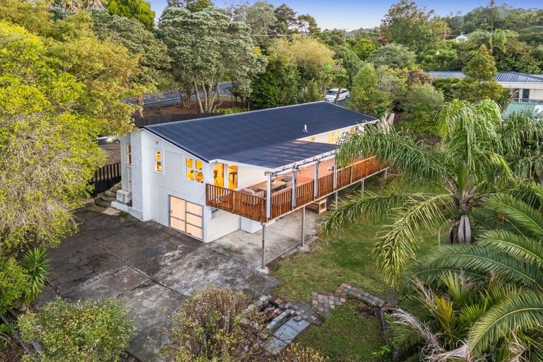 Photo of property in 269 Forest Hill Road, Waiatarua, Auckland, 0612