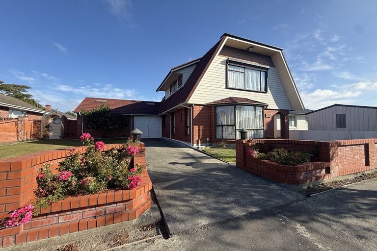 Photo of property in 80 Dunedin Street, Redwood, Christchurch, 8051