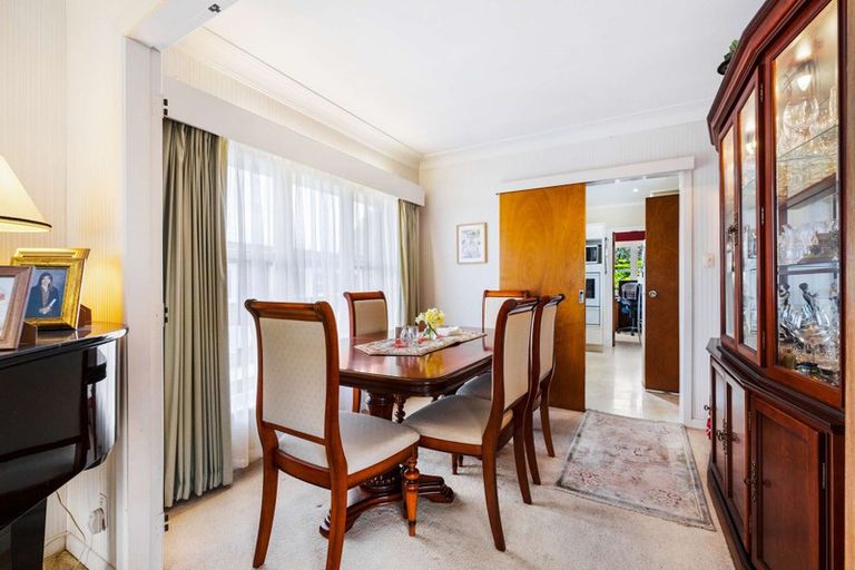 Photo of property in 25 Hartley Terrace, Massey, Auckland, 0614