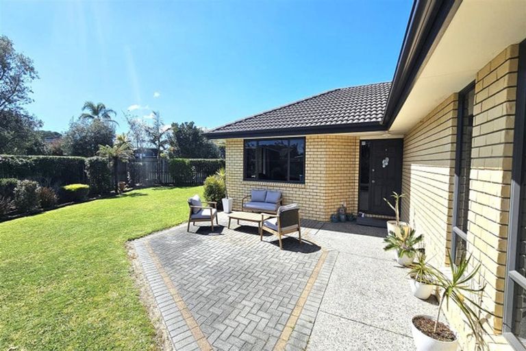 Photo of property in 106 Benjamin Place, Matarangi, Whitianga, 3592