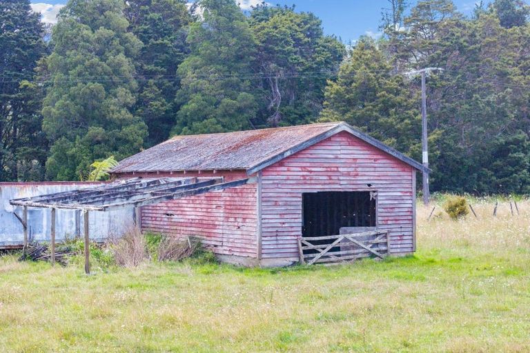 Photo of property in 137 Opouteke Road, Kaihu, Dargaville, 0379