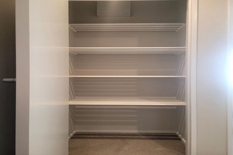 Photo of property in 13 Cambie Avenue, Red Beach, 0932