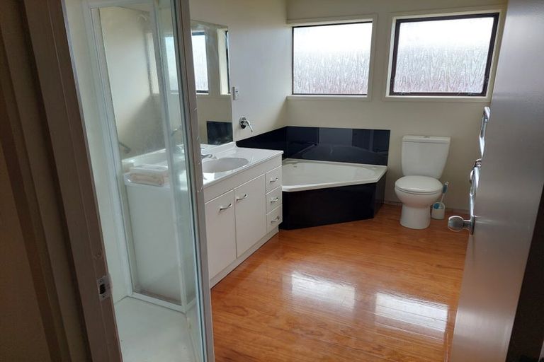 Photo of property in 10/482 Hibiscus Coast Highway, Orewa, 0931