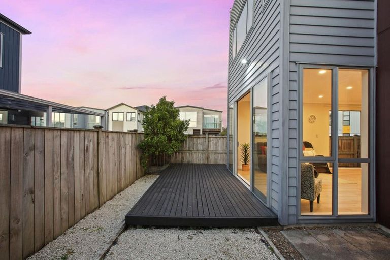 Photo of property in 36 Lockheed Street, Hobsonville, Auckland, 0618