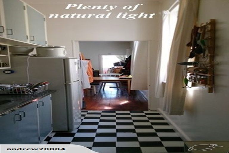 Photo of property in 27 Douglas Street, Mount Cook, Wellington, 6021