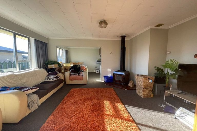 Photo of property in 61 O'byrne Place, Waikiwi, Invercargill, 9810