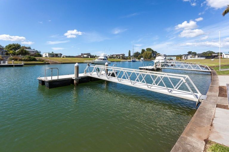 Photo of property in 18 Hei Esplanade, Whitianga, 3510