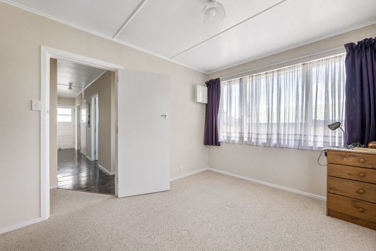 Photo of property in 4 Regan Street, Stratford, 4332