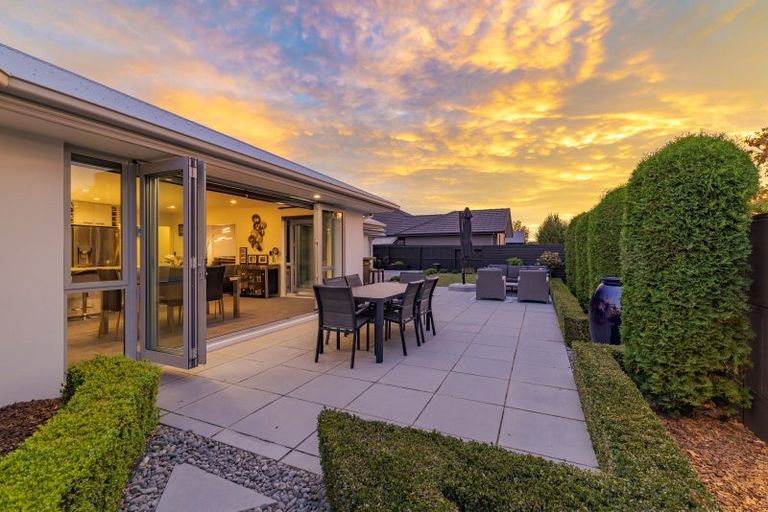 Photo of property in 5 Reka Street, Parklands, Christchurch, 8083