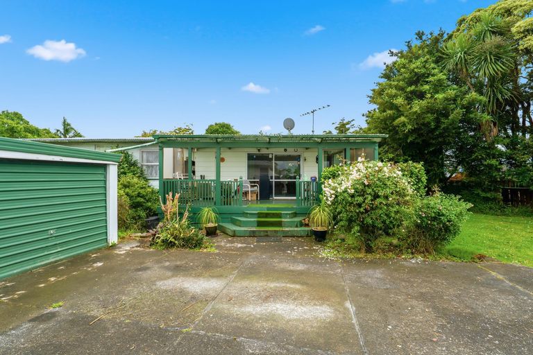 Photo of property in 42 Heybridge Street, Manurewa, Auckland, 2102