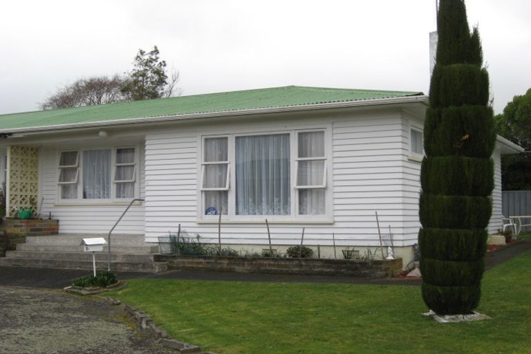 Photo of property in 2 Penny Place, Levin, 5510