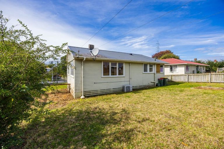 Photo of property in 22 Gilbert Road, Otara, Auckland, 2023