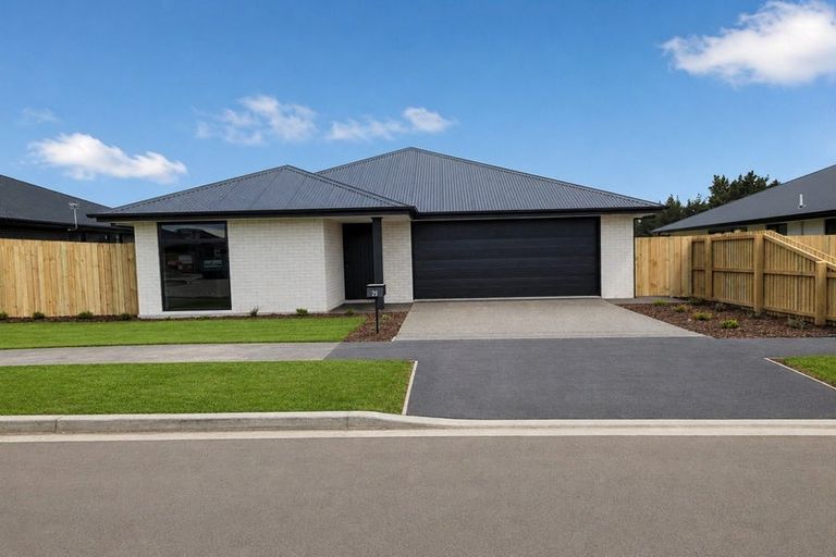 Photo of property in 25 Sarah Nicholls Street, Belfast, Christchurch, 8051