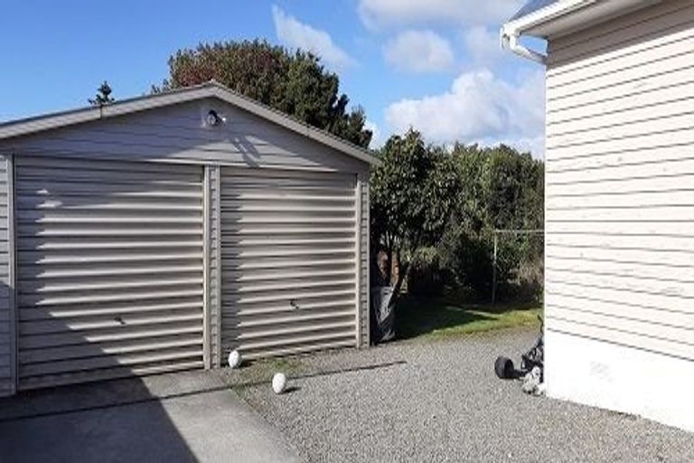 Photo of property in 6 Achilles Street, Stratford, 4332