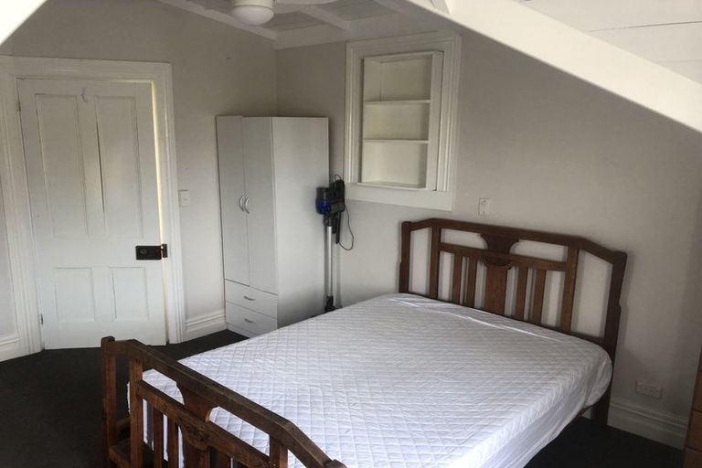 Photo of property in 31 Queen Street, Cambridge, 3434