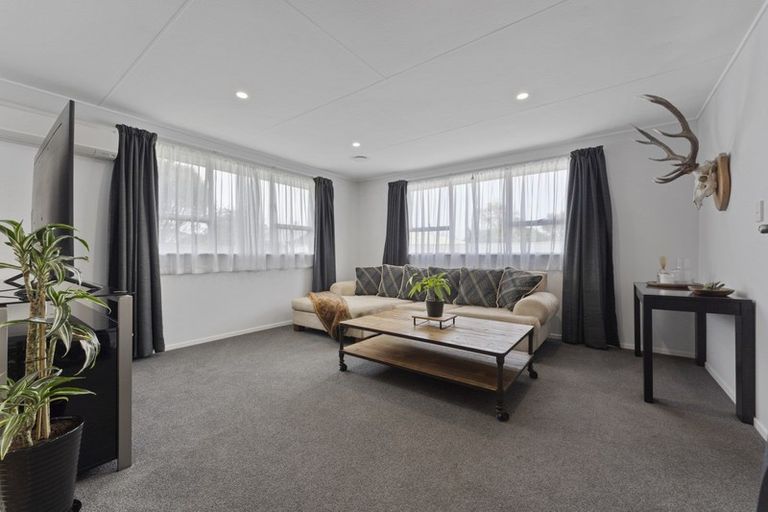 Photo of property in 34b Somerset Crescent, Highbury, Palmerston North, 4412