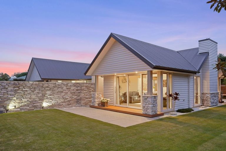 Photo of property in 97d Englefield Road, Northwood, Christchurch, 8051