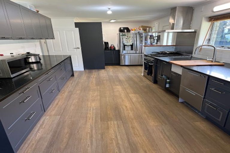 Photo of property in 3 Dillon Place, Hamilton East, Hamilton, 3216