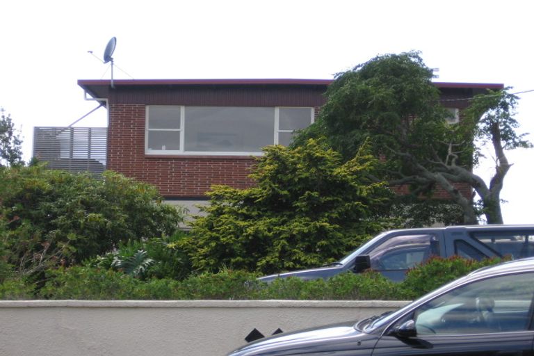 Photo of property in 6/5 Braemar Road, Castor Bay, Auckland, 0620
