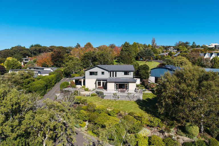 Photo of property in 37 Garden Place, Glenleith, Dunedin, 9010