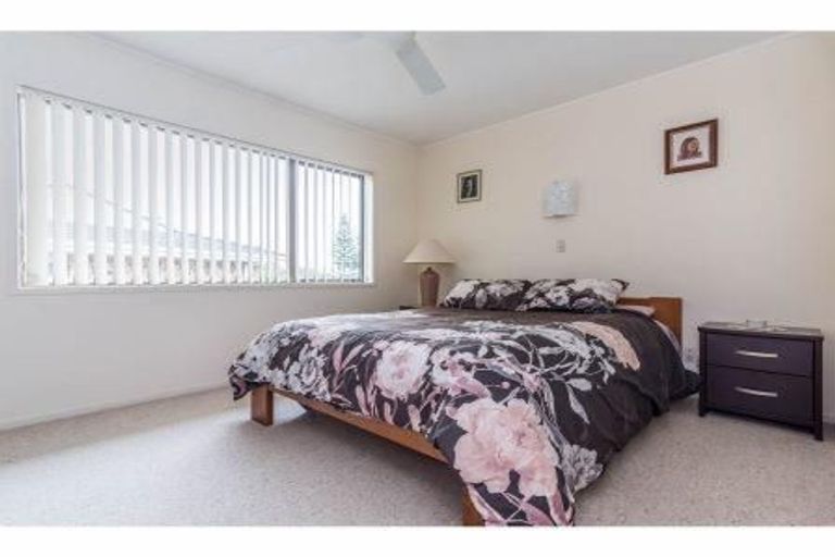 Photo of property in 75a/2 West Coast Road, Glen Eden, Auckland, 0602